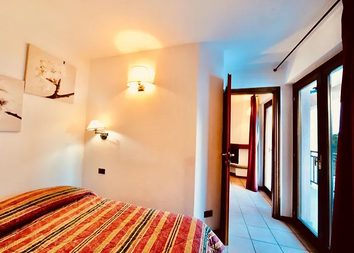 Zwei-zimmer-wohnung Classic 4 P- L- Frejus By Interhome